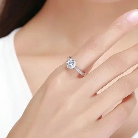 Deva Fine 100% 925 Sterling Silver Prong Setting Rings Wearing Shot Close