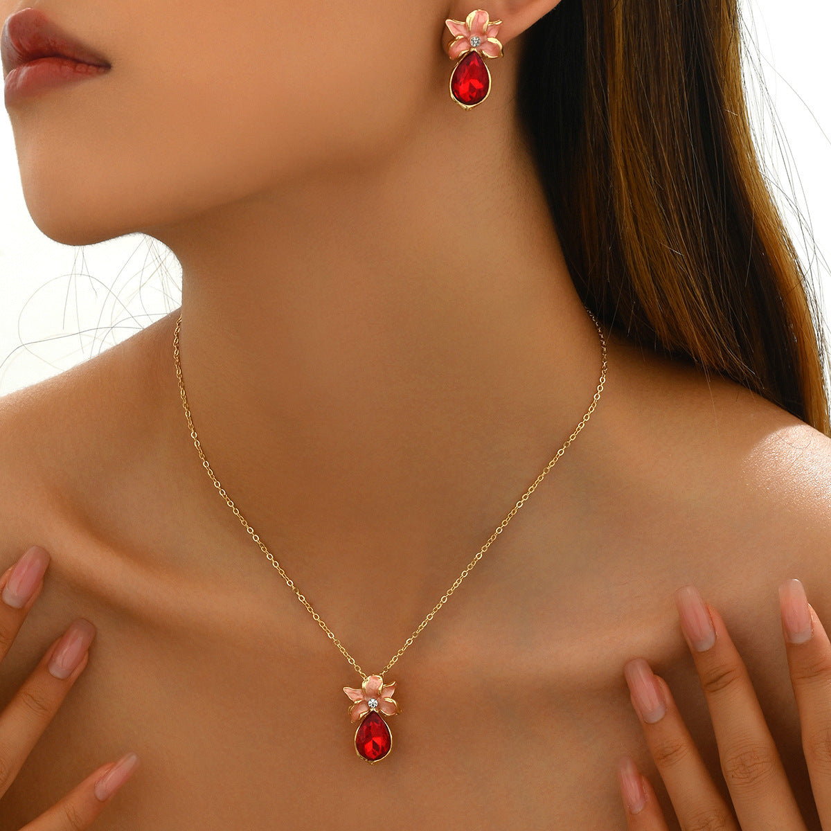 Deva Flower Copper Necklace And Earrings Wearing view