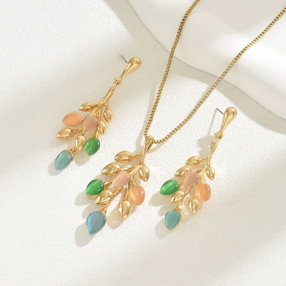 Deva Suit Wheat Copper Necklace and Earrings Jewelry Set View
