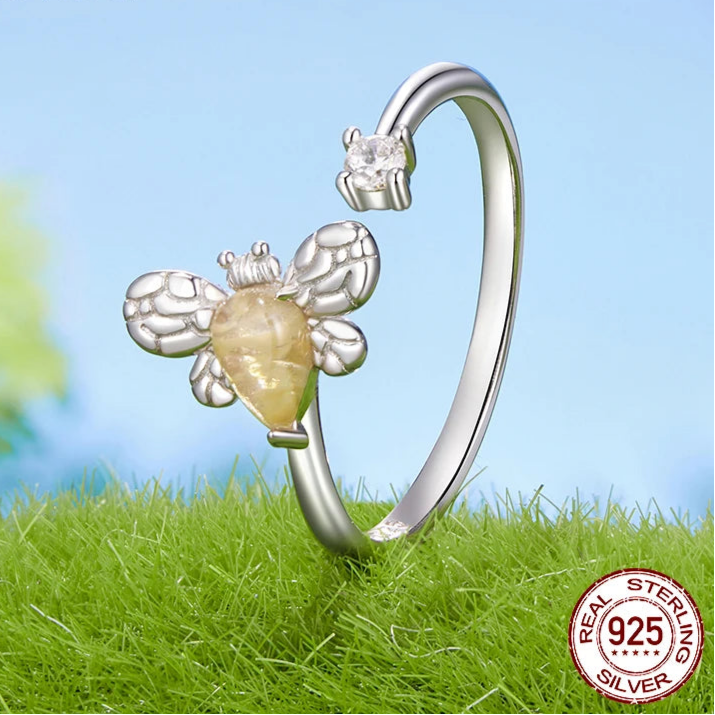 Deva 925 Sterling Silver Bee Adjustable Ring Embellished with Jade
