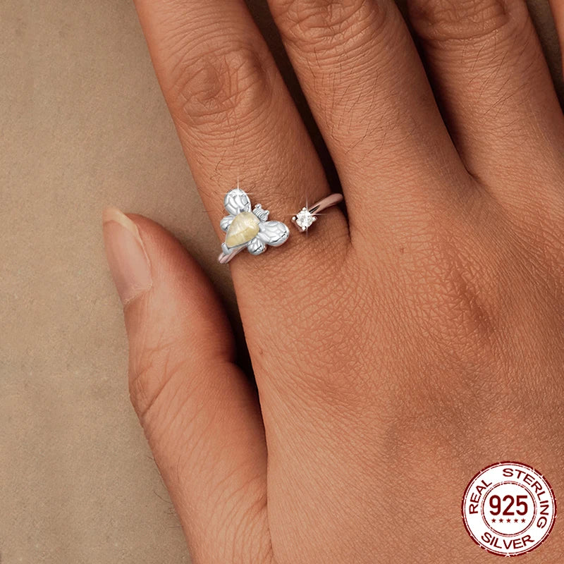 Deva 925 Sterling Silver Bee Adjustable Ring Embellished with Jade