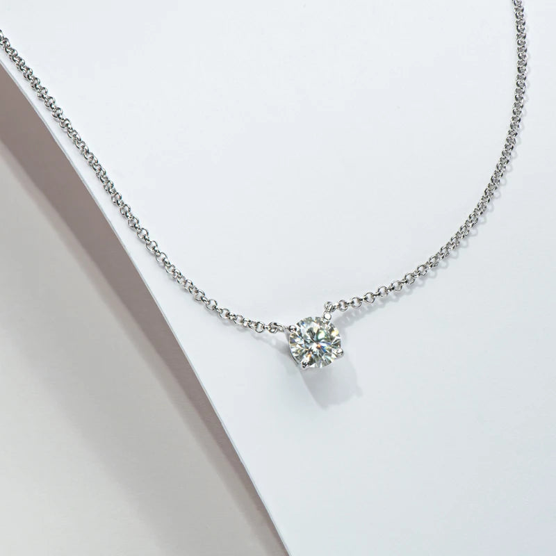 Deva 1CT 2CT 3CT Moissanite Pendant Necklace