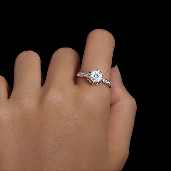 Deva D Color VVS1 EX Moissanite Flower Ring 1ct Round Moissanite Diamond Solitaire 925 Sterling Silver